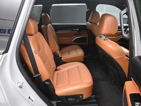 Used 2024 Kia Telluride SX X-Line image 40