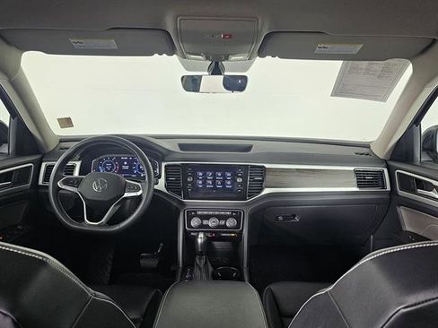 Used 2022 Volkswagen Atlas SE image 31