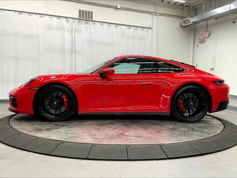Certified 2022 Porsche 911 Carrera GTS RWD image 2