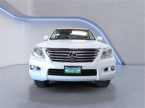 Used 2011 Lexus LX 570 4WD image 2