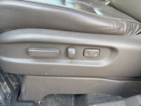 Used 2016 Honda Odyssey Touring Elite image 19