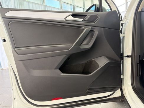 Certified 2024 Volkswagen Tiguan S FWD image 13