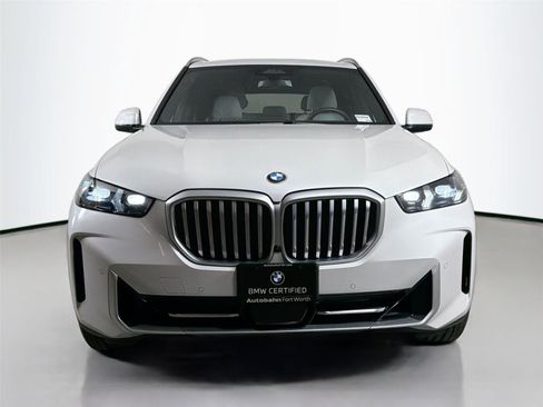 Certified 2024 BMW X5 xDrive40i w/ Parking Assistance Package AWD/4WD image 2