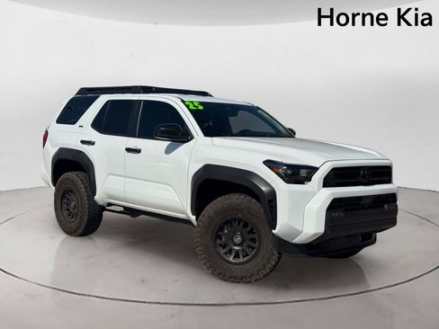 Used 2025 Toyota 4Runner TRD Sport Premium AWD/4WD image 2