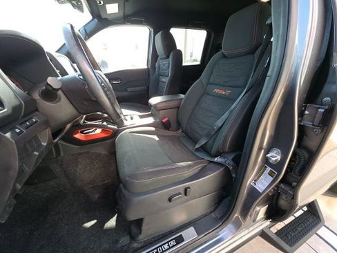 Used 2023 Nissan Frontier Pro-X w/ Technology Package image 13