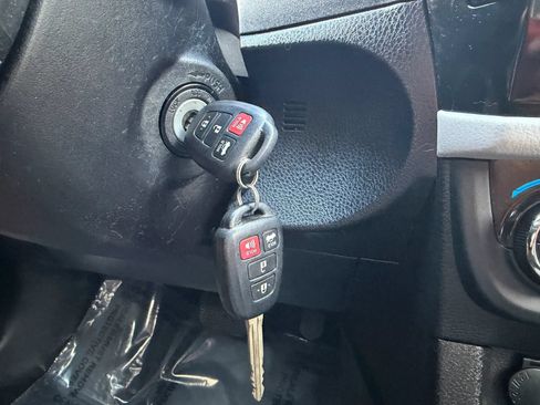 Used 2014 Toyota Corolla LE w/ Protection Package FWD image 46