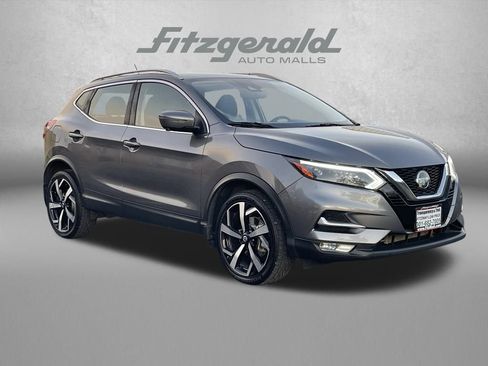 Used 2022 Nissan Rogue Sport SL w/ Premium Package image 1