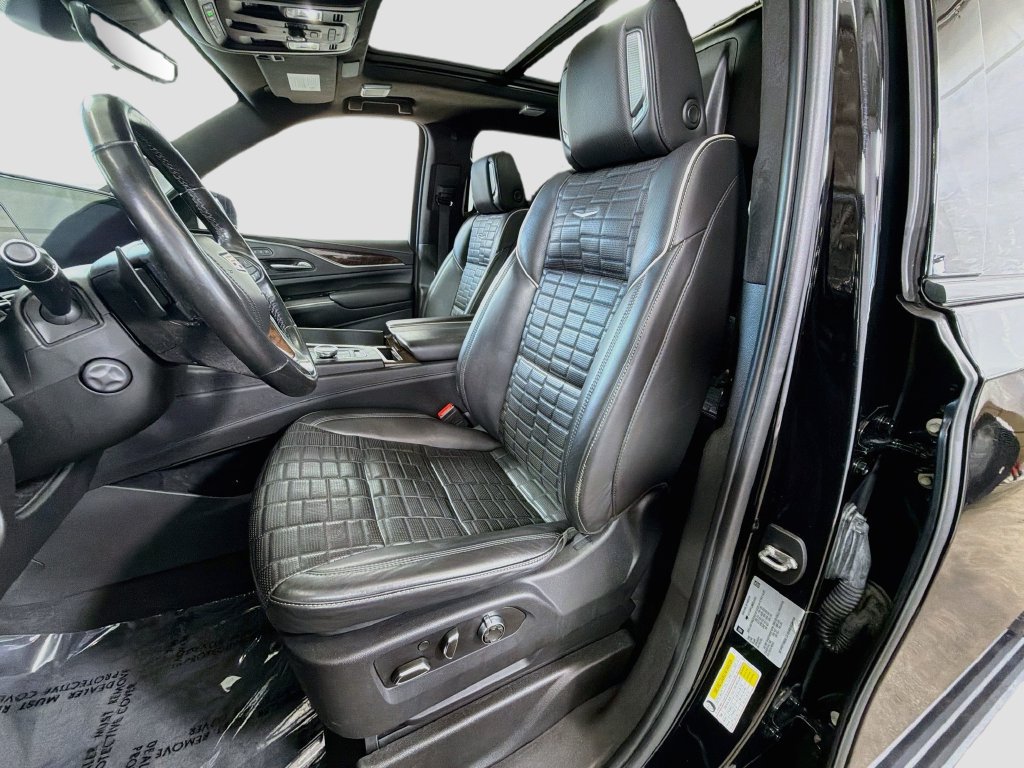 Used 2021 Cadillac Escalade ESV Sport Platinum AWD/4WD image 22