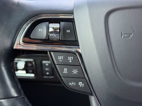 Used 2024 Lincoln Navigator Black Label AWD/4WD image 26