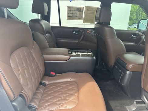 Used 2023 Nissan Armada Platinum w/ Captain's Chairs Package RWD image 35