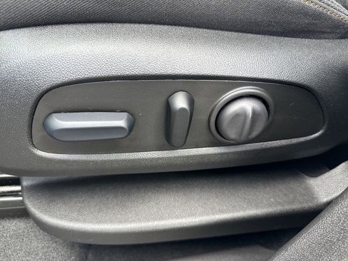 Certified 2024 Chevrolet Equinox LT image 14