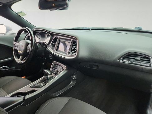 Used 2022 Dodge Challenger GT AWD/4WD image 23