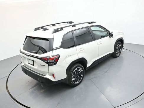 Used 2025 Subaru Forester Premium w/ Protection Package (1PH) image 23