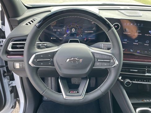 New 2026 Chevrolet Traverse Z71 w/ Enhanced Driving Package AWD/4WD image 15
