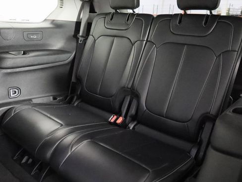 Used 2021 Jeep Grand Cherokee L Limited image 18