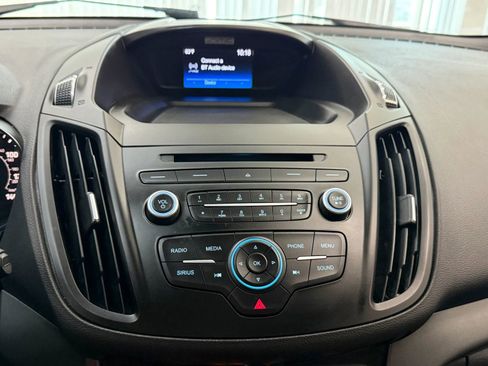 Used 2017 Ford Escape SE AWD/4WD image 32