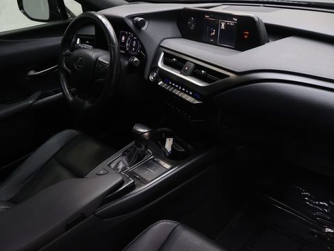Used 2020 Lexus UX 200 w/ Premium Package FWD image 10