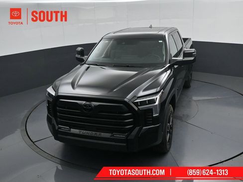 Used 2024 Toyota Tundra Limited AWD/4WD image 54