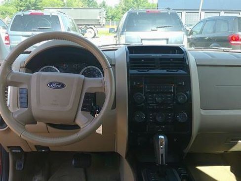Used 2011 Ford Escape Limited AWD/4WD image 10