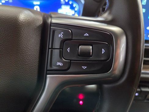 Used 2024 Chevrolet Silverado 2500 LT AWD/4WD image 47