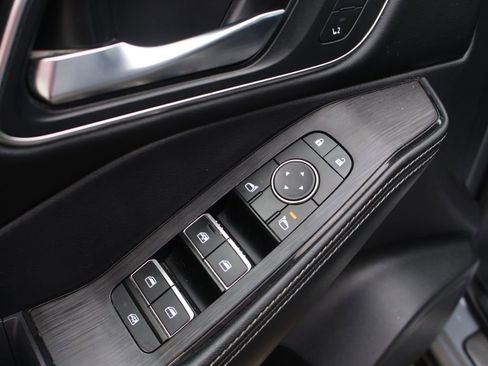 Used 2023 Nissan Rogue Platinum w/ Platinum Premium Package image 14