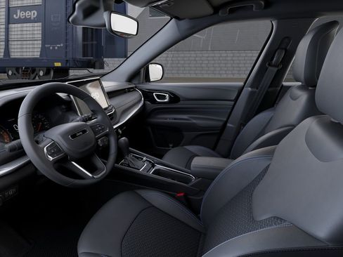 New 2026 Jeep Compass Latitude AWD/4WD image 23