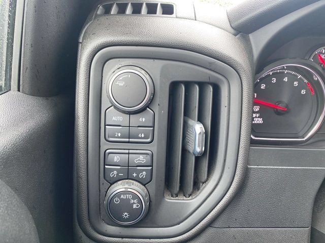 Used 2022 Chevrolet Silverado 1500 Custom Trail Boss w/ Safety Confidence Package AWD/4WD image 16