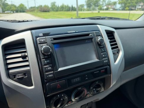Used 2013 Toyota Tacoma 2WD Access Cab w/ SR5 Pkg image 34