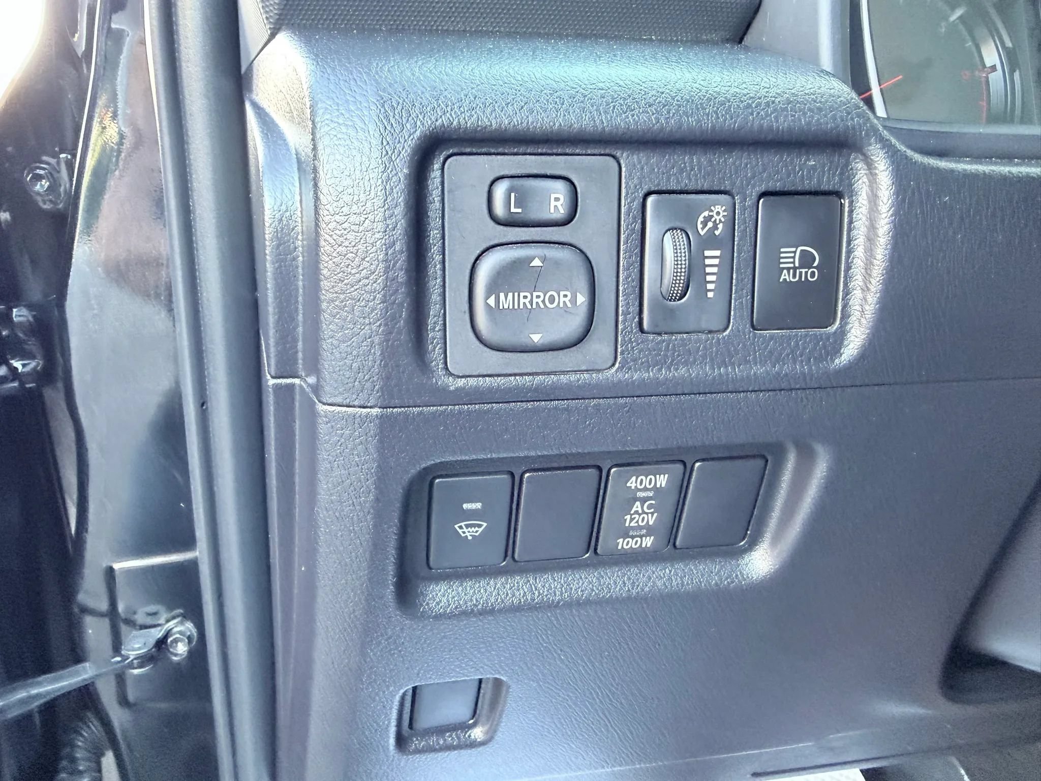 Used 2021 Toyota 4Runner SR5 AWD/4WD image 21