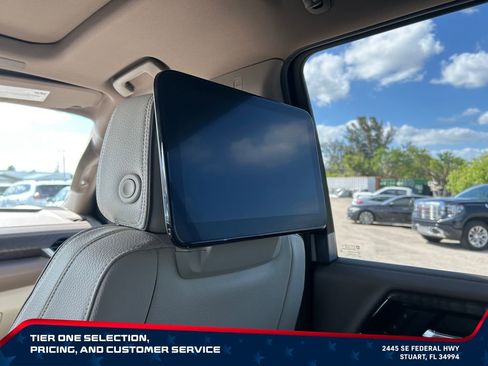New 2026 GMC Yukon XL Denali w/ Denali Reserve Package AWD/4WD image 18
