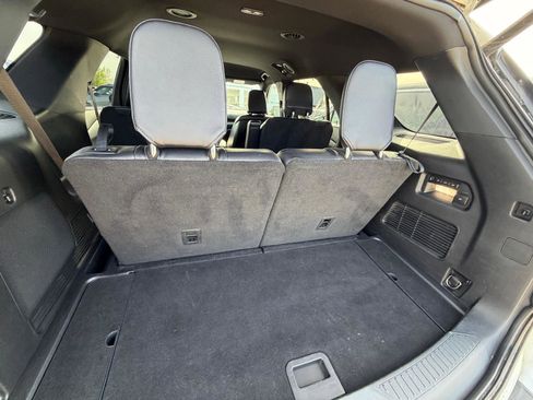 Used 2020 Ford Explorer Limited AWD/4WD image 12