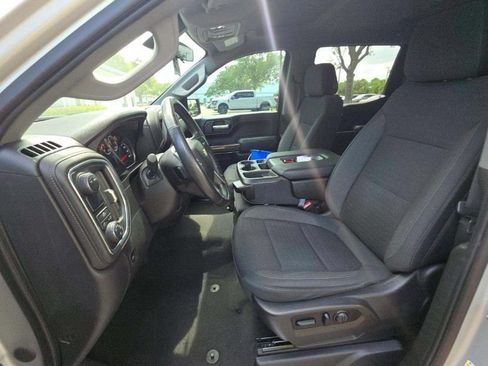 Used 2021 Chevrolet Silverado 1500 LT RWD image 5