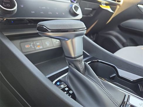 New 2025 Hyundai Santa Cruz SEL image 15