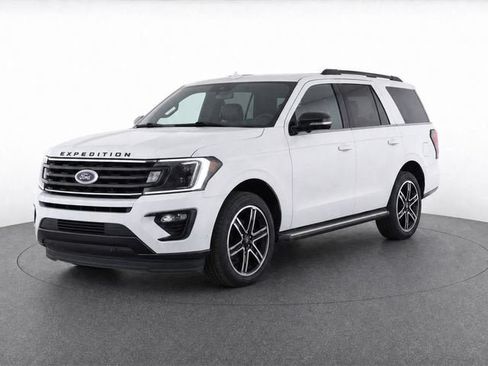 Used 2020 Ford Expedition Limited w/ Equipment Group 303A AWD/4WD image 6