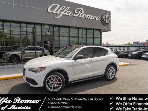 Used 2021 Alfa Romeo Stelvio Ti Sport image 30