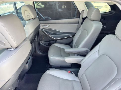 Used 2017 Hyundai Santa Fe Limited w/ Cargo Package FWD image 36