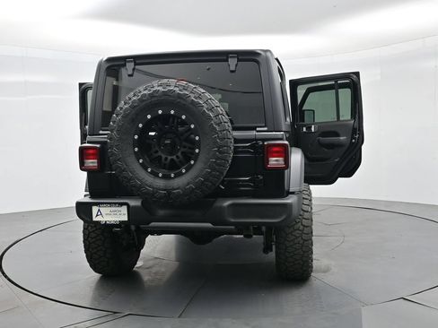 Used 2025 Jeep Wrangler Unlimited Sport AWD/4WD image 39