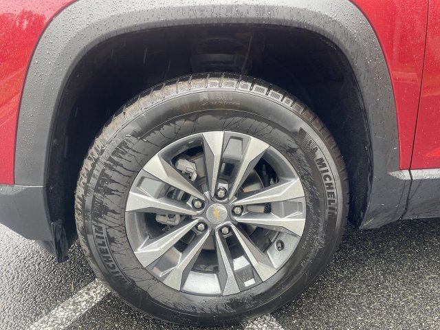 Certified 2026 Chevrolet Equinox LT AWD/4WD image 10