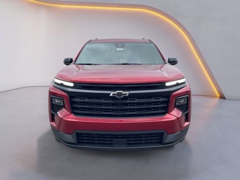 New 2026 Chevrolet Traverse LT w/ Midnight/Sport Edition FWD image 2