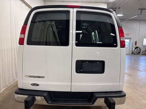 Used 2024 Chevrolet Express 2500 w/ Driver Convenience Package RWD image 5