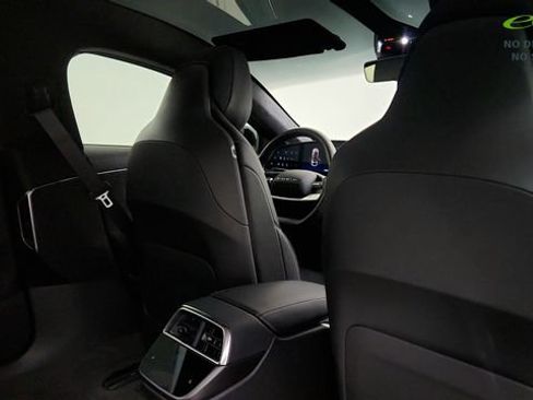 Used 2024 Lucid Air Touring AWD/4WD image 42