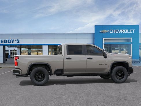 New 2026 Chevrolet Silverado 2500 ZR2 w/ LPO, Dark Essentials Package AWD/4WD image 6