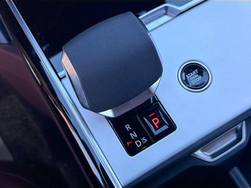 New 2026 Land Rover Range Rover SE AWD/4WD image 30
