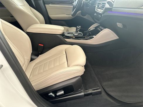 Used 2023 BMW X4 M40i w/ Premium Package image 39