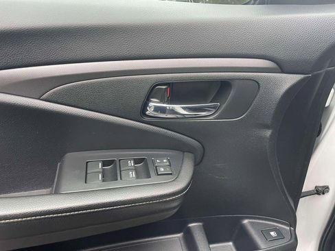 Used 2024 Honda Ridgeline Sport image 19