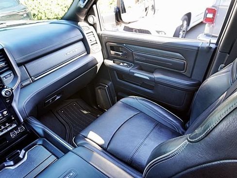 Used 2021 RAM 2500 Limited AWD/4WD image 29