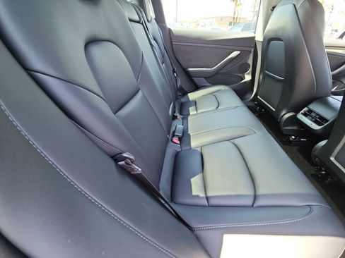 Used 2022 Tesla Model 3 Performance AWD/4WD image 17