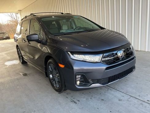 New 2026 Honda Odyssey Touring image 30