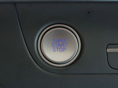 Used 2024 Hyundai Elantra SEL image 27