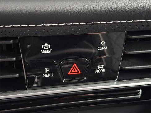 Certified 2025 Volkswagen Atlas SEL Premium R-Line image 26